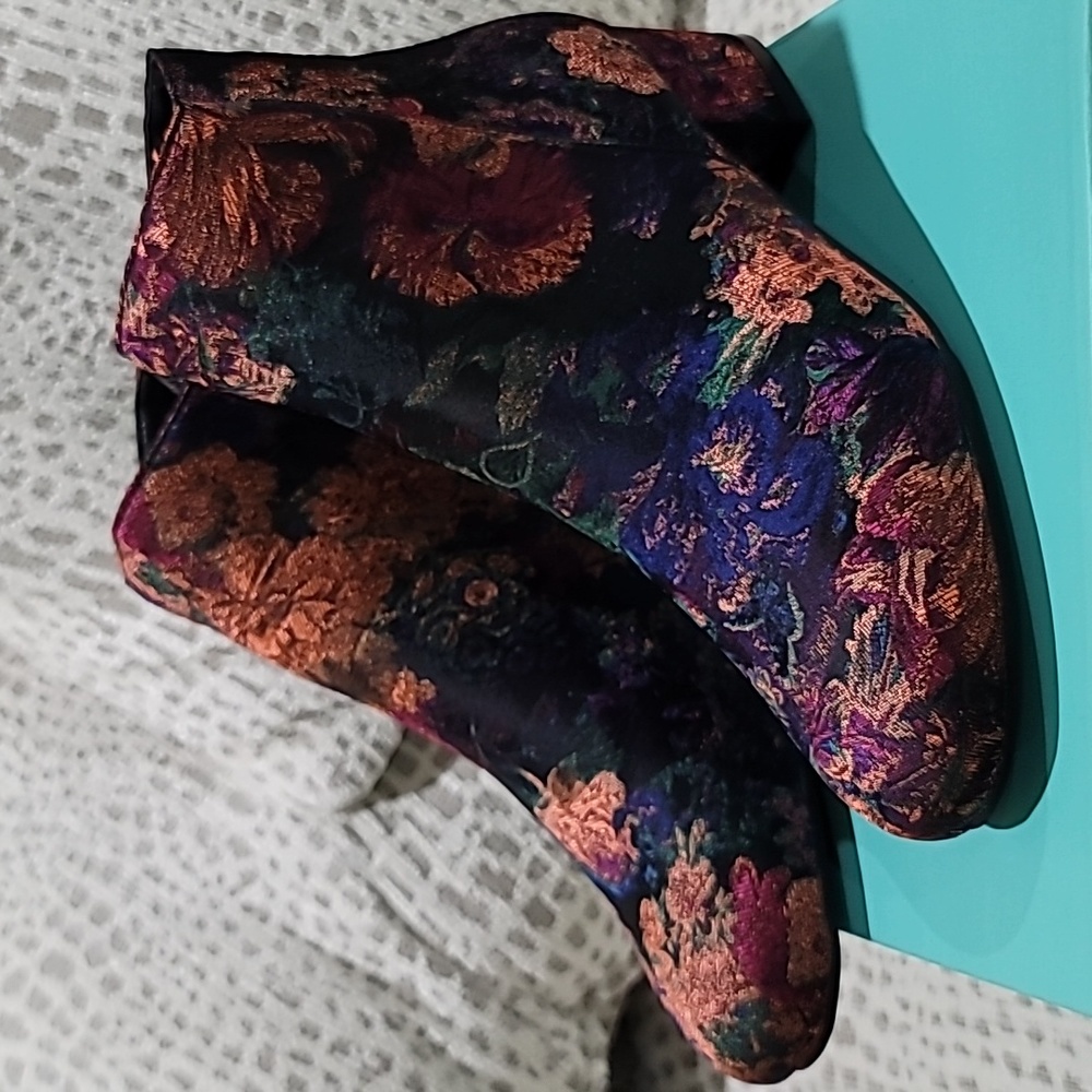 NIB- Floral Boots